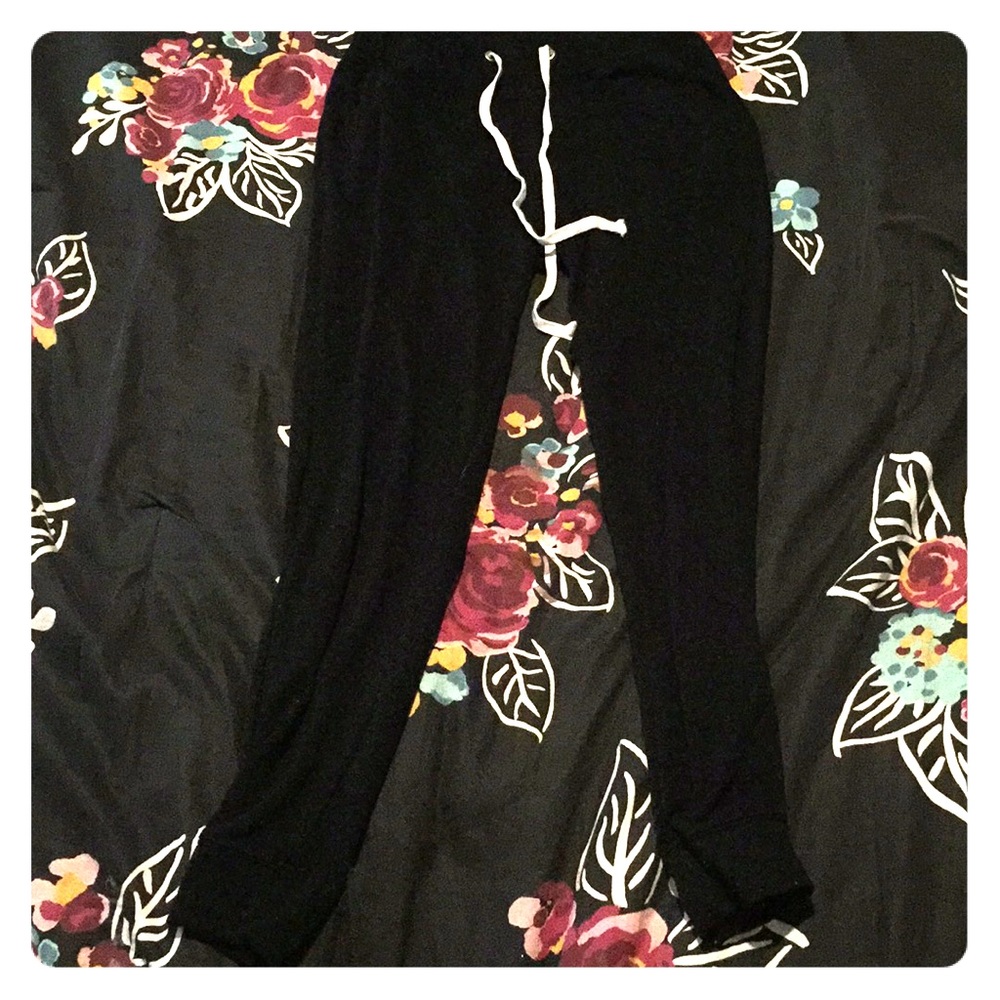 Women Black Sweatpants